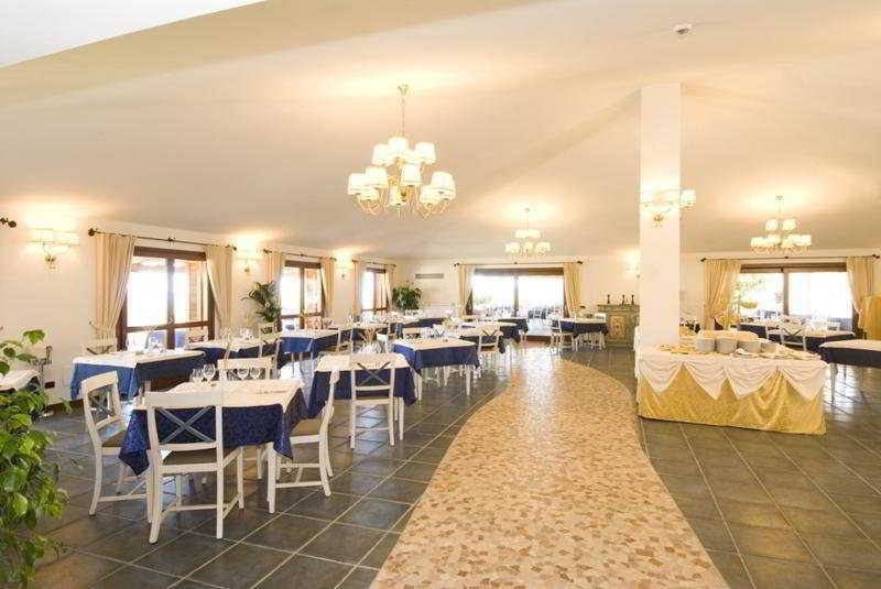 Hotel I Corbezzoli Porto Ottiolu Restaurant bilde
